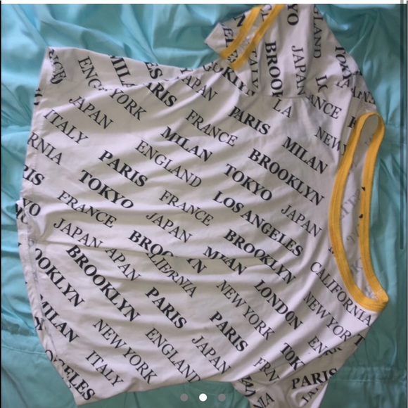 Graphic tee shirt - Picture 2 of 2